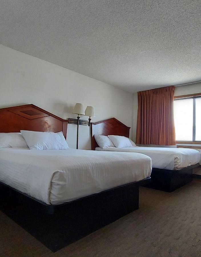 Days Inn By Wyndham Willmar Bagian luar foto