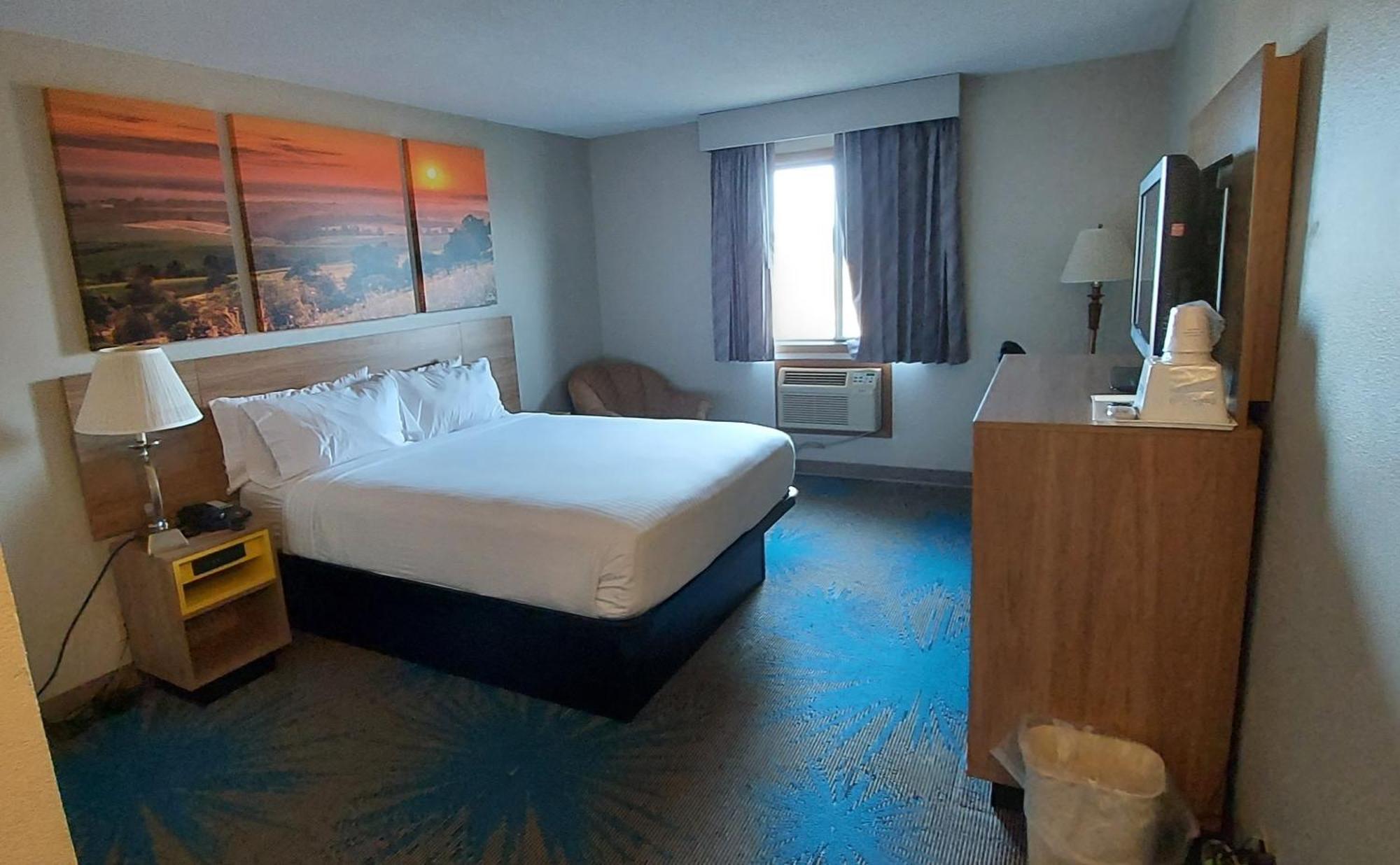 Days Inn By Wyndham Willmar Bagian luar foto