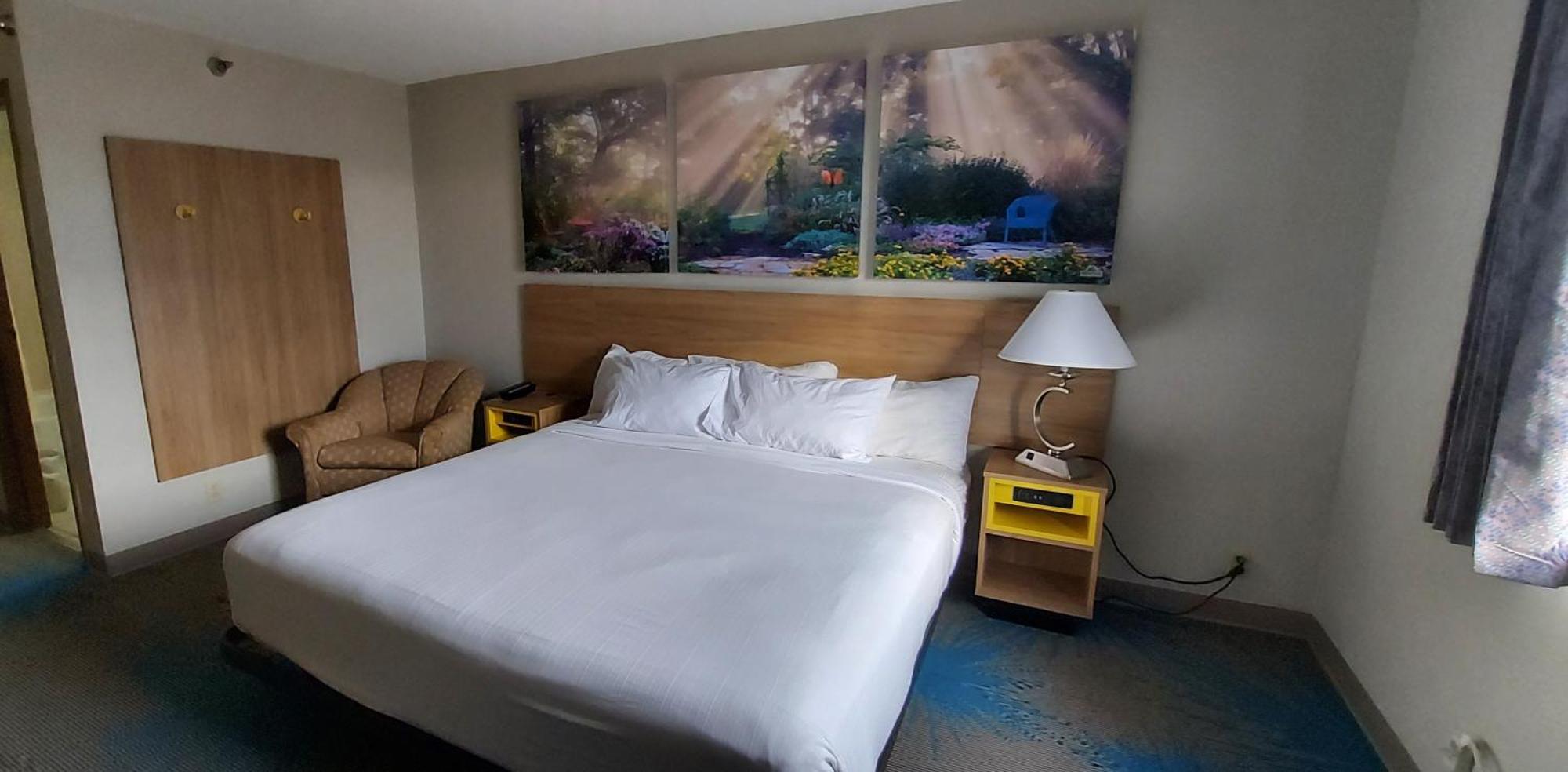 Days Inn By Wyndham Willmar Bagian luar foto