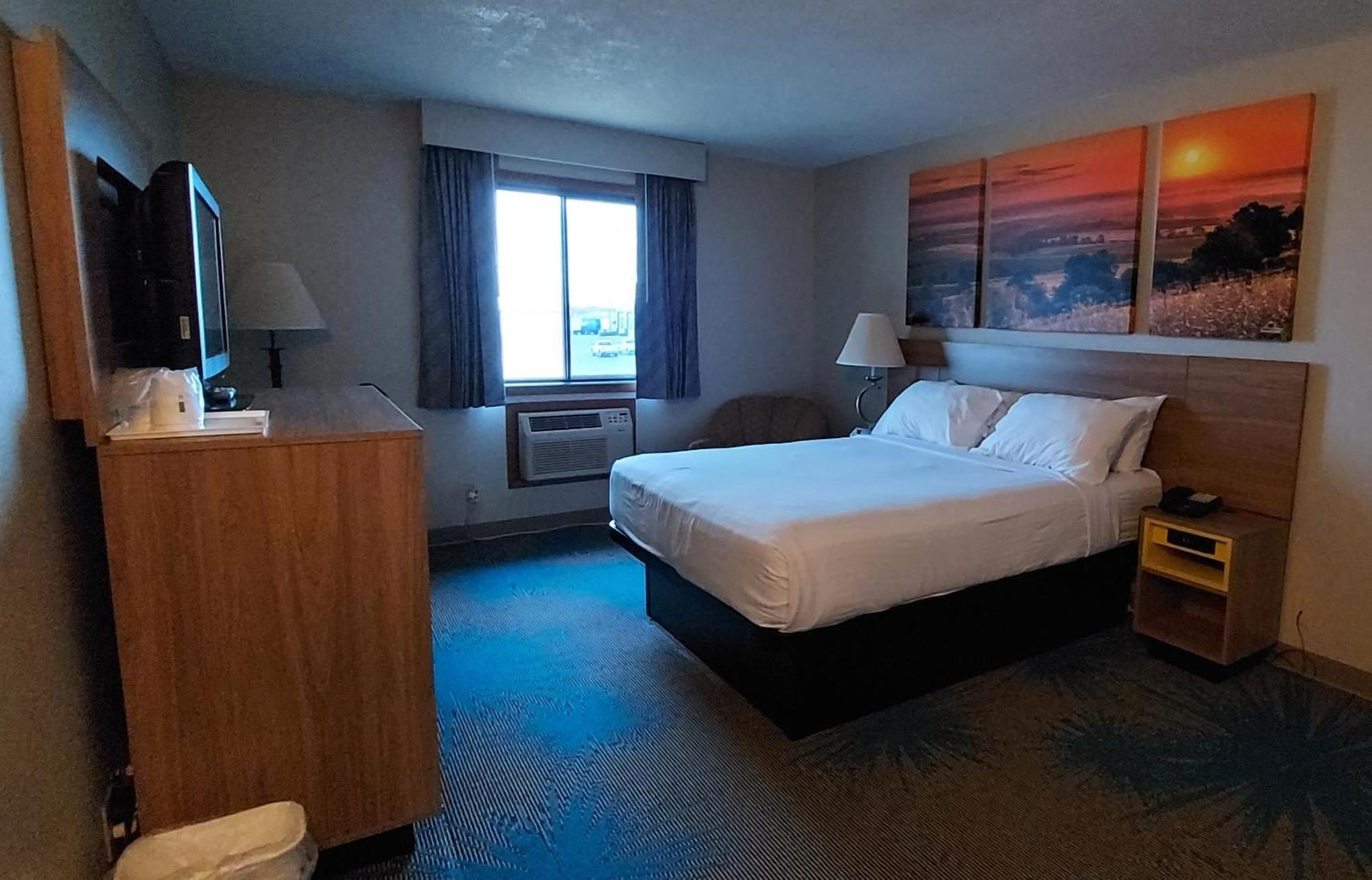 Days Inn By Wyndham Willmar Bagian luar foto