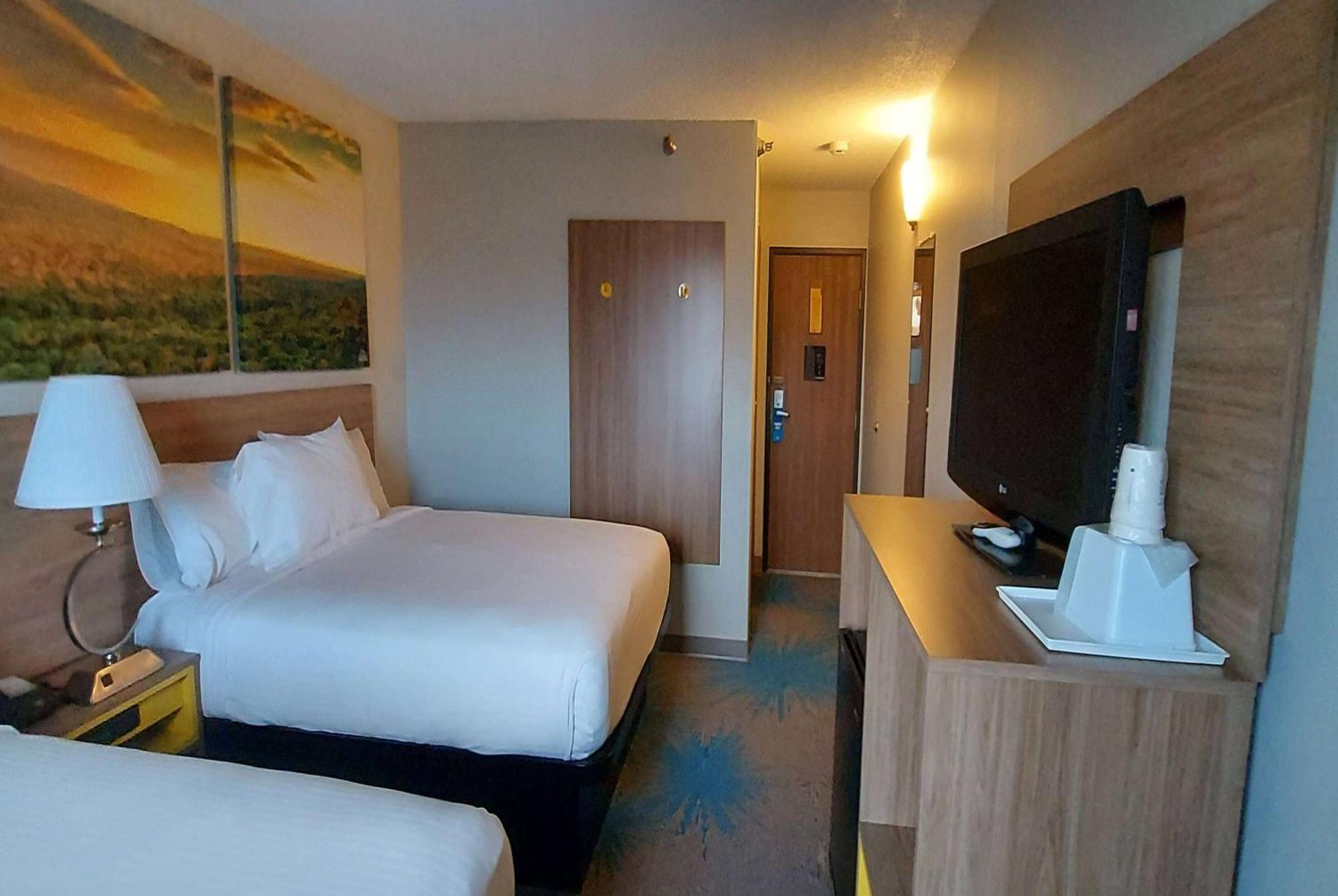 Days Inn By Wyndham Willmar Bagian luar foto